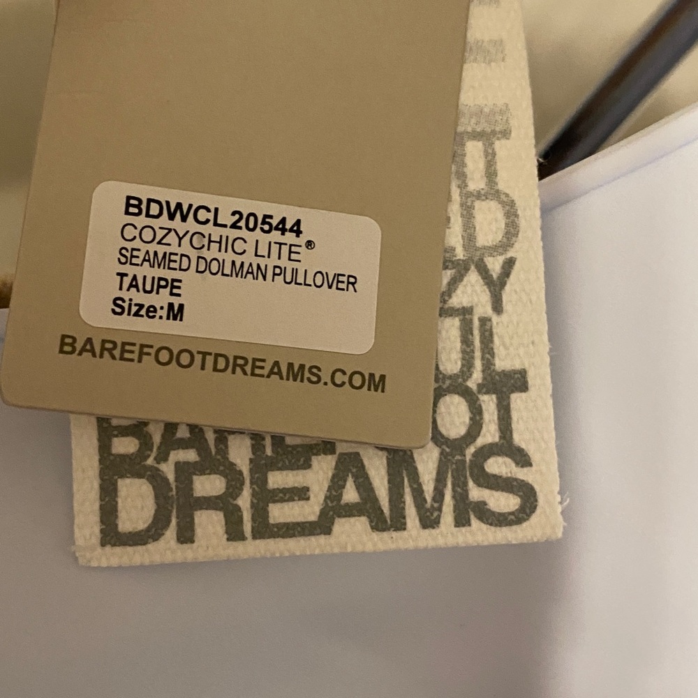 Barefoot Dreams Sweater - Picture 5 of 7